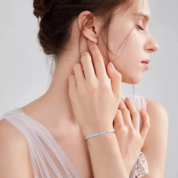 Z Tennis Bracelet, Minimalist Eternity Round Cubic Zirconia Bracelet - Picture 3 of 5